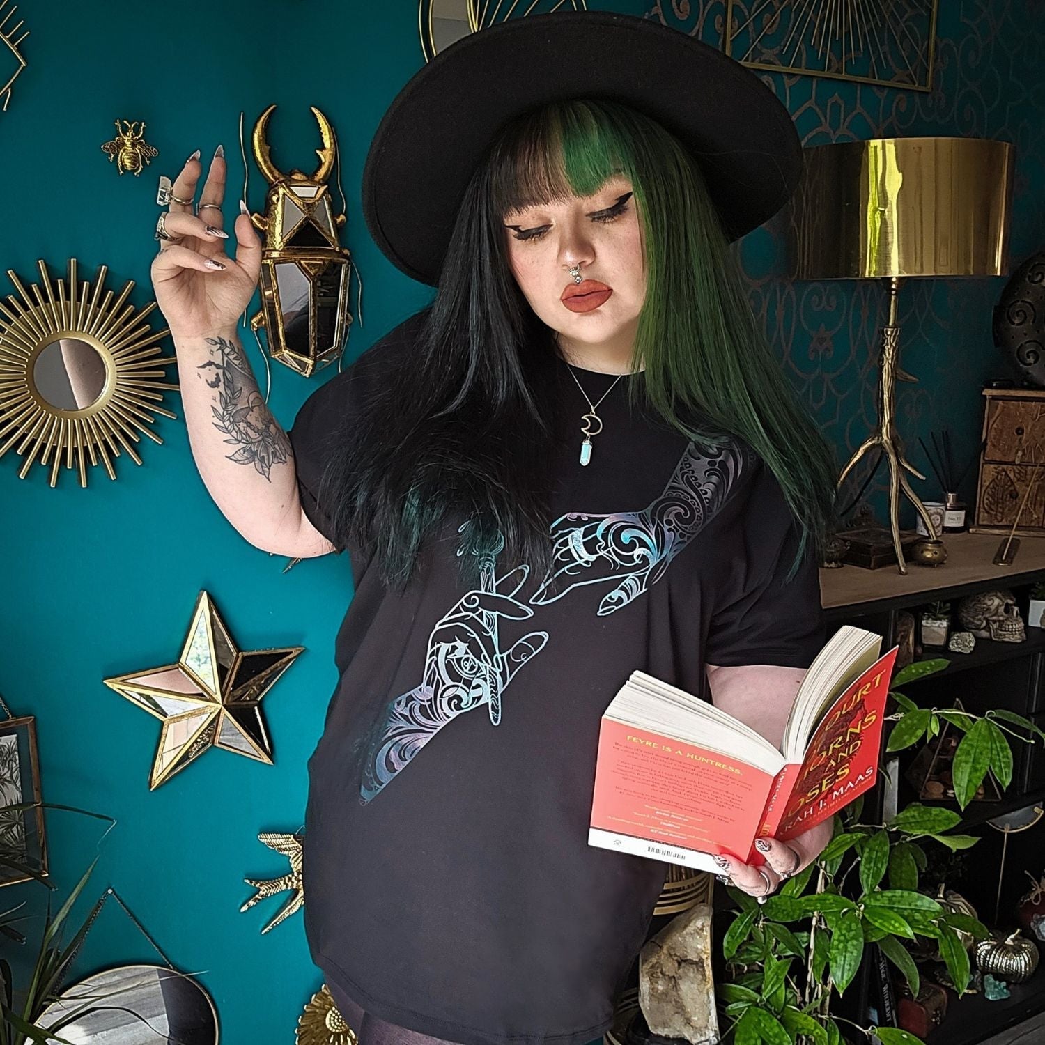 Organic Cotton ACOTAR T-Shirt - Feyres Bargain